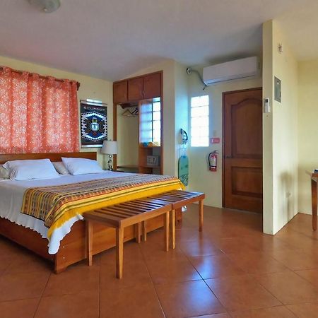 The Galeodan Suites Puerto Baquerizo Moreno Bagian luar foto